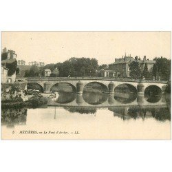 carte postale ancienne 08 CHARLEVILLE MEZIERES. Pont d'Arches 5 Lavandières