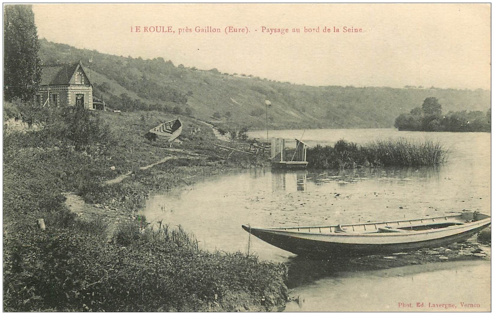 carte postale ancienne 27 LE ROULE. Barques et Paysage Bord de la Seine