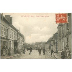 carte postale ancienne 27 LE VAUDREUIL. Grande Rue près de la Poste Boucherie et Facteur vers 1909