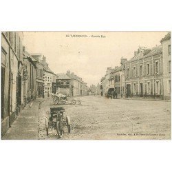27 LE VAUDREUIL. Motocyclette tricycle sur Grande Rue 1906