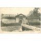 carte postale ancienne 08 CHARLEVILLE MEZIERES. Porte Pont de Pierre 1909 (mini pli coin droit)...