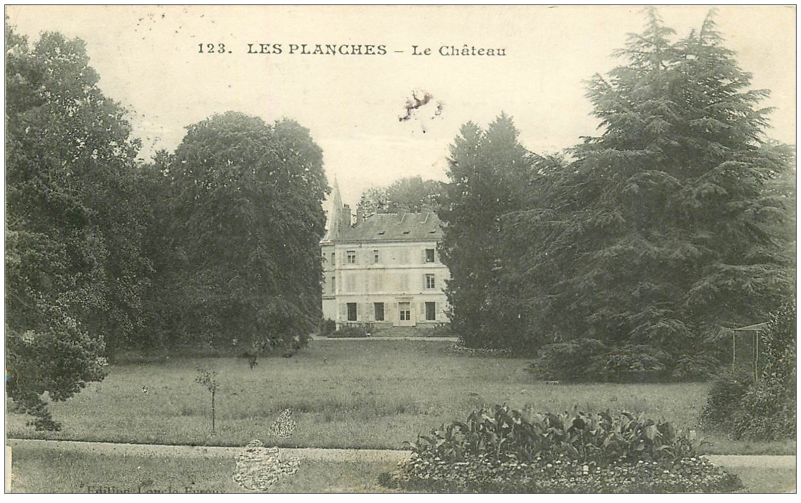 carte postale ancienne 27 LES PLANCHES. Le Château 1914