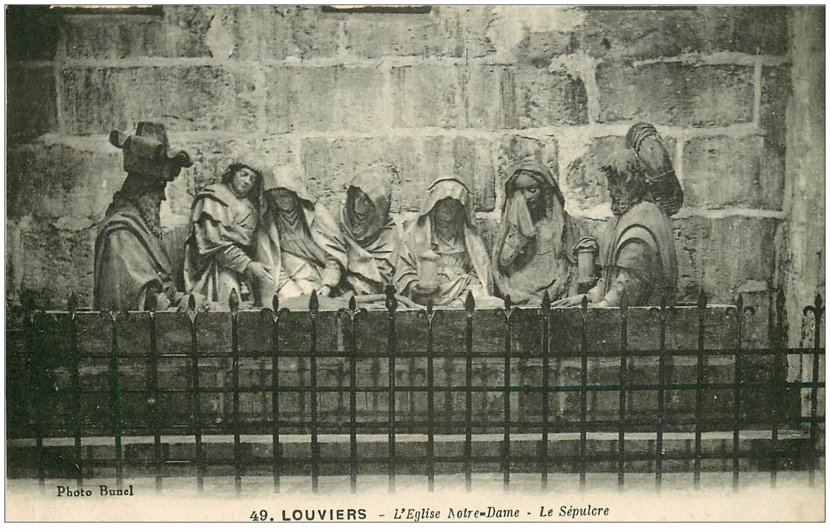 carte postale ancienne 27 LOUVIERS. Eglise Notre-Dame Nef Sépulcre