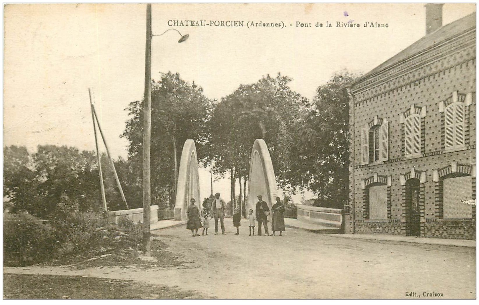 carte postale ancienne 08 CHATEAU-PORCIEN. Pont de la Rivière d'Aisne 1932