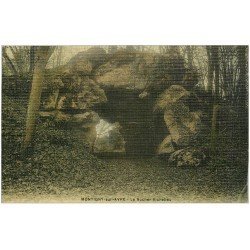 carte postale ancienne 27 MONTIGNY-SUR-AVRE. Rocher Richelieu. Belle carte toilée