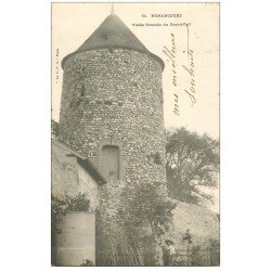 carte postale ancienne 27 NONANCOURT. Jardinier au pied Tourelle du Grand Cerf 1904
