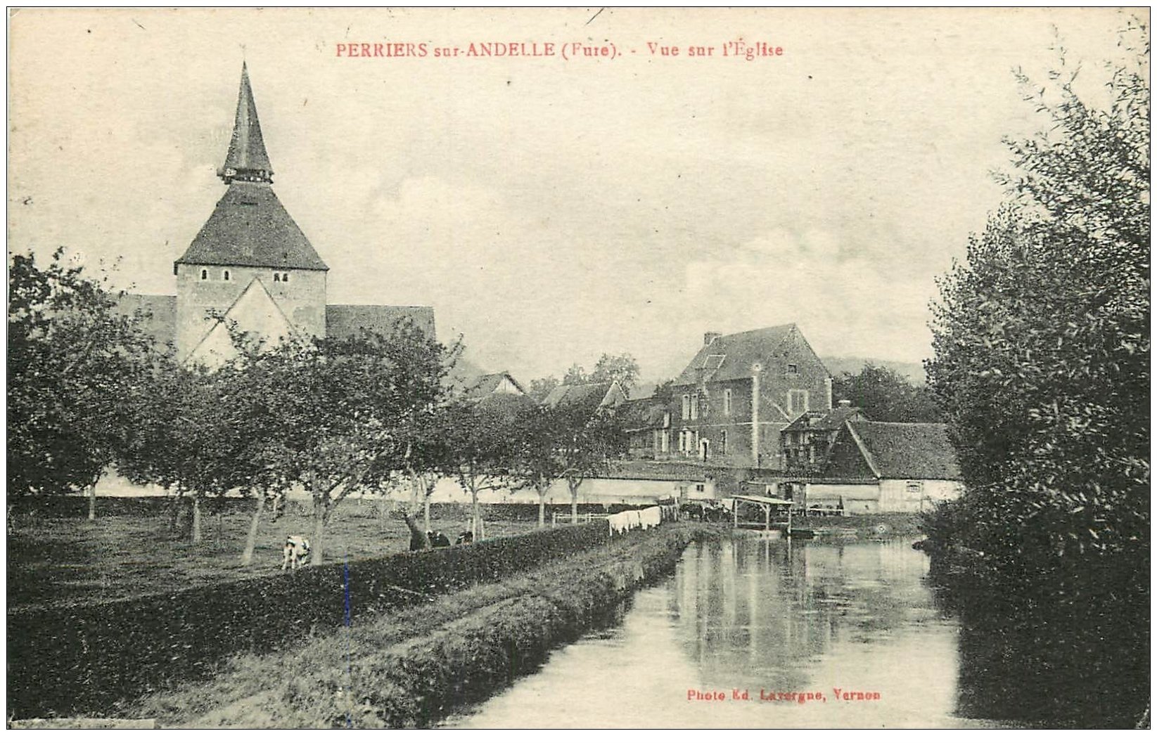 carte postale ancienne 27 PERRIERS-SUR-ANDELLE. L'Eglise 1925
