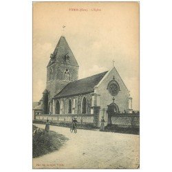 carte postale ancienne 27 PITRES. L'Eglise animation. Manque minuscule coin gauche...