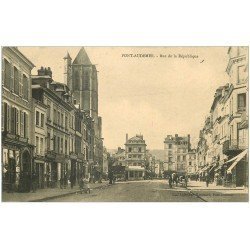 carte postale ancienne 27 PONT-AUDEMER. Rue de la République