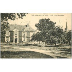 carte postale ancienne 27 PONT-AUTHOU. Fief de la Bourserie 1914 animation