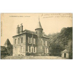 carte postale ancienne 27 SAINT-PHILBERT-SUR-RISLE. Prieuré avec Jardinier 1911