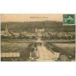 carte postale ancienne 27 SERQUIGNY. Attelage sur Petit Pont