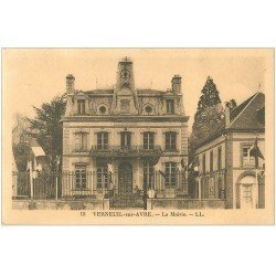 carte postale ancienne 27 VERNEUIL-SUR-AVRE. La Mairie