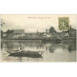 carte postale ancienne 27 VERNON. Une partie de Canotage et la Ville 1918