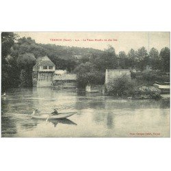 carte postale ancienne 27 VERNON. Vieux Moulin et canotage 1932