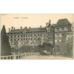carte postale ancienne 41 BLOIS. Château. Façade et Attelage