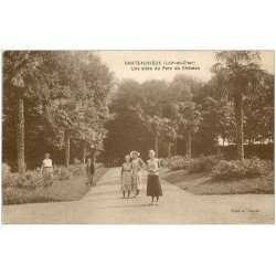 41 CHATEAUVIEUX. Une Allée du Parc