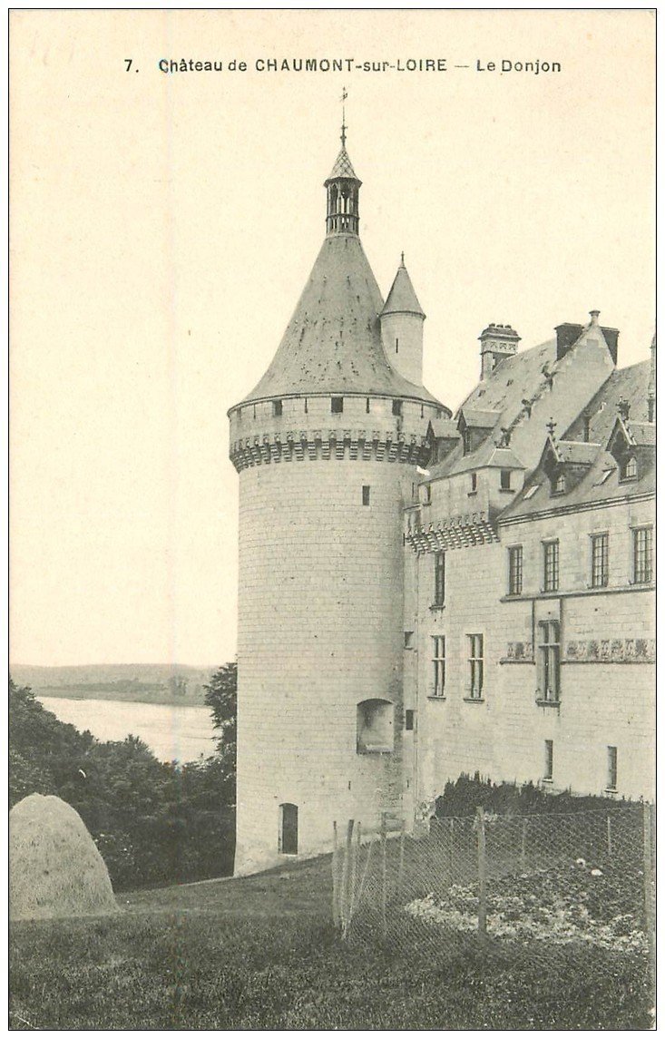 carte postale ancienne 41 CHAUMONT-SUR-LOIRE. Château Donjon
