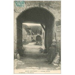 carte postale ancienne 41 COUR-CHEVERNY. Ancienne Poterne 1904