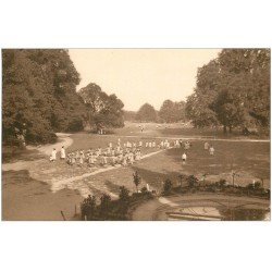 carte postale ancienne 41 COUR-CHEVERNY. La Sistière. Jeux dans le Parc. Avec la Ville de Montrouge