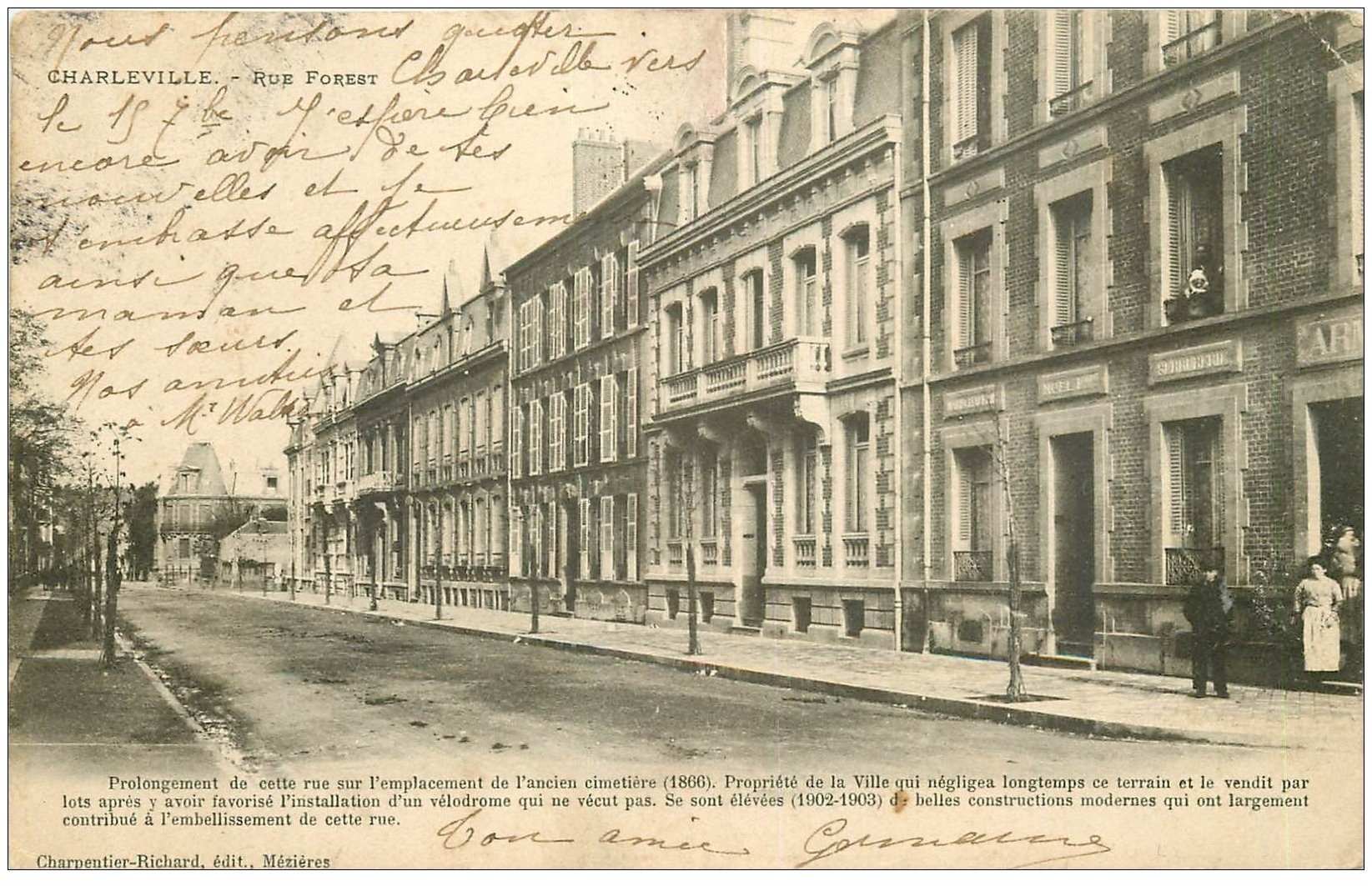 carte postale ancienne 08 MEZIERES. Rue Forest 1908. Timbre manquant verso...