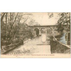 carte postale ancienne 41 LAMOTTE-BEUVRON. Pont du Chemin de Fer 1931