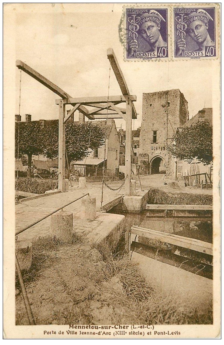 carte postale ancienne 41 MENNETOU-SUR-CHER. Pont-Levis Porte et Boulangerie