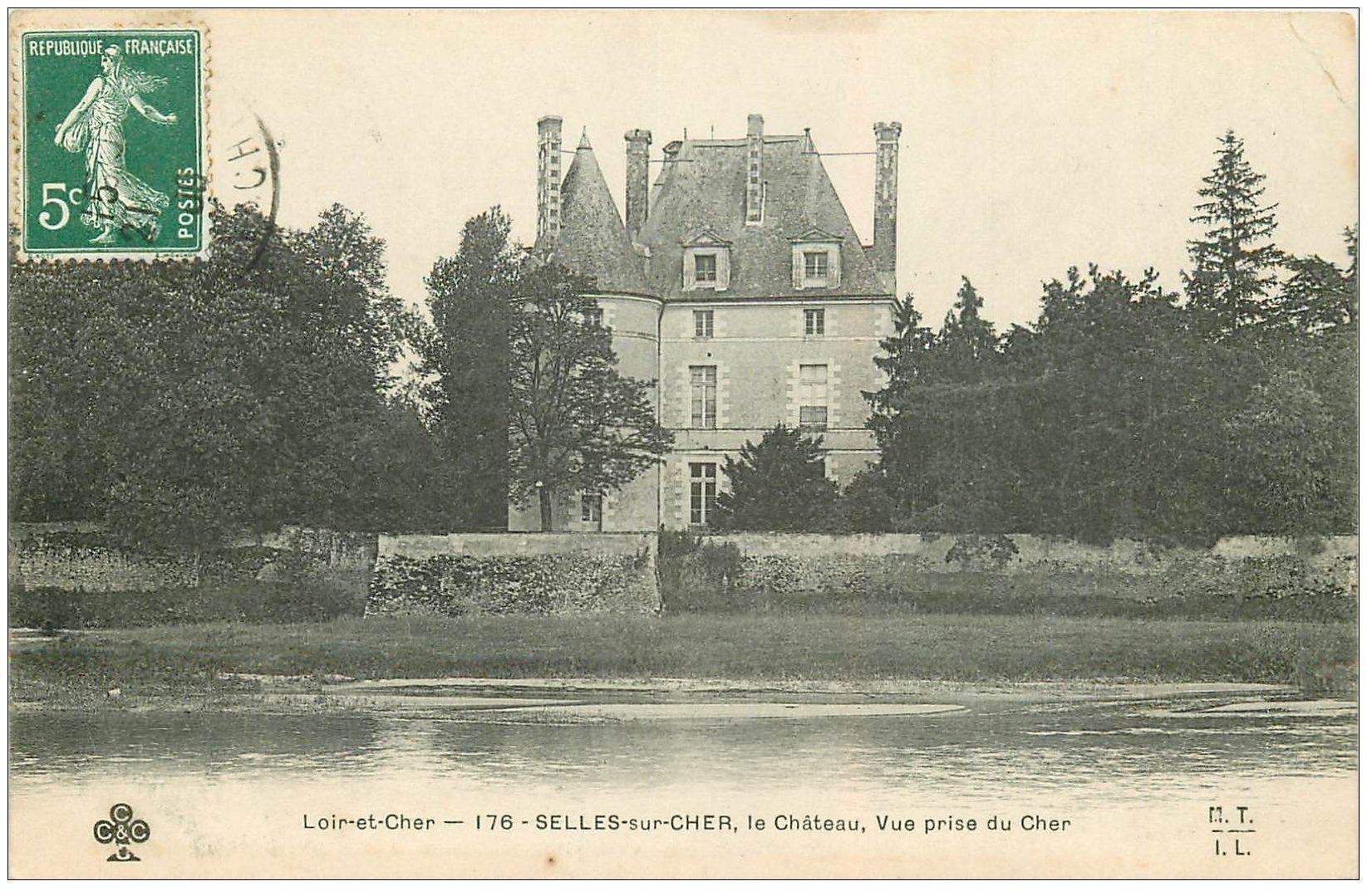 carte postale ancienne 41 SELLES-SUR-CHER. Le Château 1909
