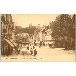 carte postale ancienne 41 VENDOME. Place d'Armes 1928