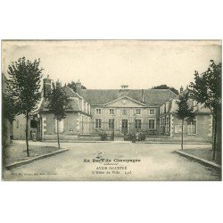 carte postale ancienne 51 AVIZE. Hôtel de Ville animation