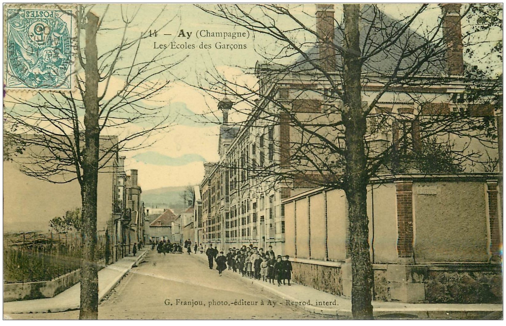 carte postale ancienne 51 AY EN CHAMPAGNE. Les Ecoles des Garçons 1906