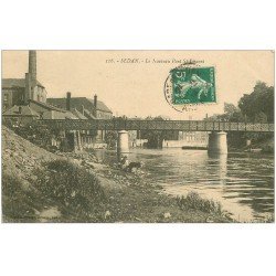 carte postale ancienne 08 SEDAN. Lavandières au Pont Saint-Vincent 1912