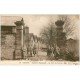carte postale ancienne 08 SEDAN. Porte Caserne Macdonald. Militaires 17 R.A.D 7° Batterie