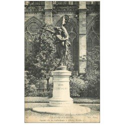 carte postale ancienne 51 CHALONS-SUR-MARNE. Square Cathédrale Gloria Victis 1916. Timbre manquant