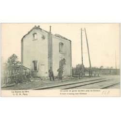 carte postale ancienne 51 EN CHAMPAGNE. Un Poste de garde barrière près de Châlons. Poilus Guerre 1914-18