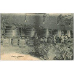 carte postale ancienne 51 EPERNAY. Champagne Moët et Chandon. Cuverie 1917