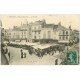 carte postale ancienne 51 EPERNAY. Place Auban-Moët et le Marché 1909