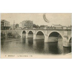 carte postale ancienne 51 EPERNAY. Pont de Marne. Timbre absent