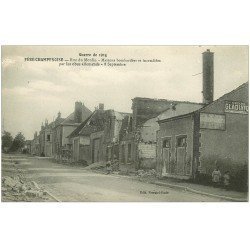 carte postale ancienne 51 FERE-CHAMPENOISE. Rue du Moulin. Cycles Gladiator