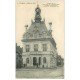 carte postale ancienne 51 FISMES. Hôtel de Ville 1918 animation
