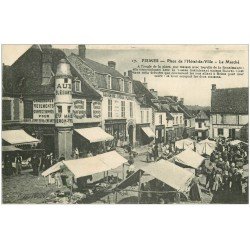 carte postale ancienne 51 FISMES. Le Marché Place Hôtel de Ville