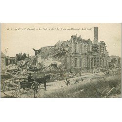 carte postale ancienne 51 FISMES. Les Ecoles avec attelage