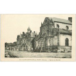 carte postale ancienne 51 LA NEUVILLE AU FONT. Eglise et Mairie 1918