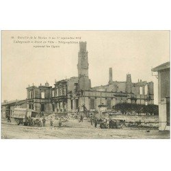 carte postale ancienne 51 LAHEYCOURT. Télégraphistes reposant les lignes Hôtel de Ville 1915