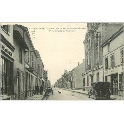 carte postale ancienne 51 MOURMELON-LE-GRAND. Rue du Général-Gouraud Café Maricot