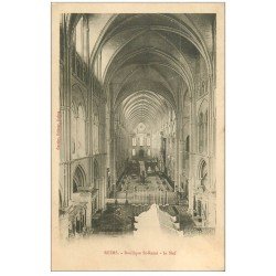 carte postale ancienne 51 REIMS. Eglise Saint-Rémi Nef vers 1900