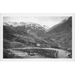 carte postale ancienne 09 Col du PUYMORENS. Voiture sur lacets Route vers l'Hospitalet