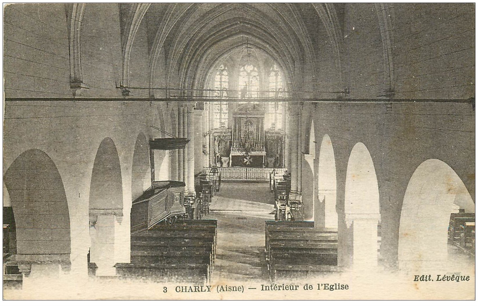 carte postale ancienne 02 CHARLY. L'Eglise