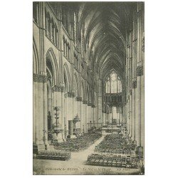 carte postale ancienne 51 REIMS. La Cathédrale Nef et Choeur