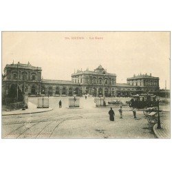 carte postale ancienne 51 REIMS. La Gare Tramway ' Grand Bazar '
